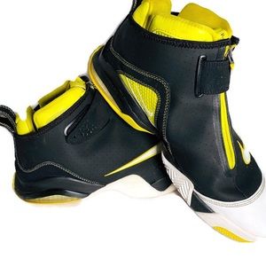 Nike Zoom Flight Club Parker Basketball Shoe